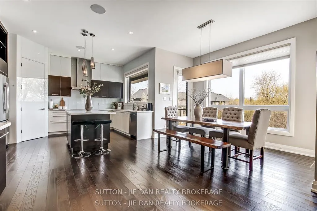 Photo 4 of 115 Pebblecreek Walk, London, North R — HOMEH