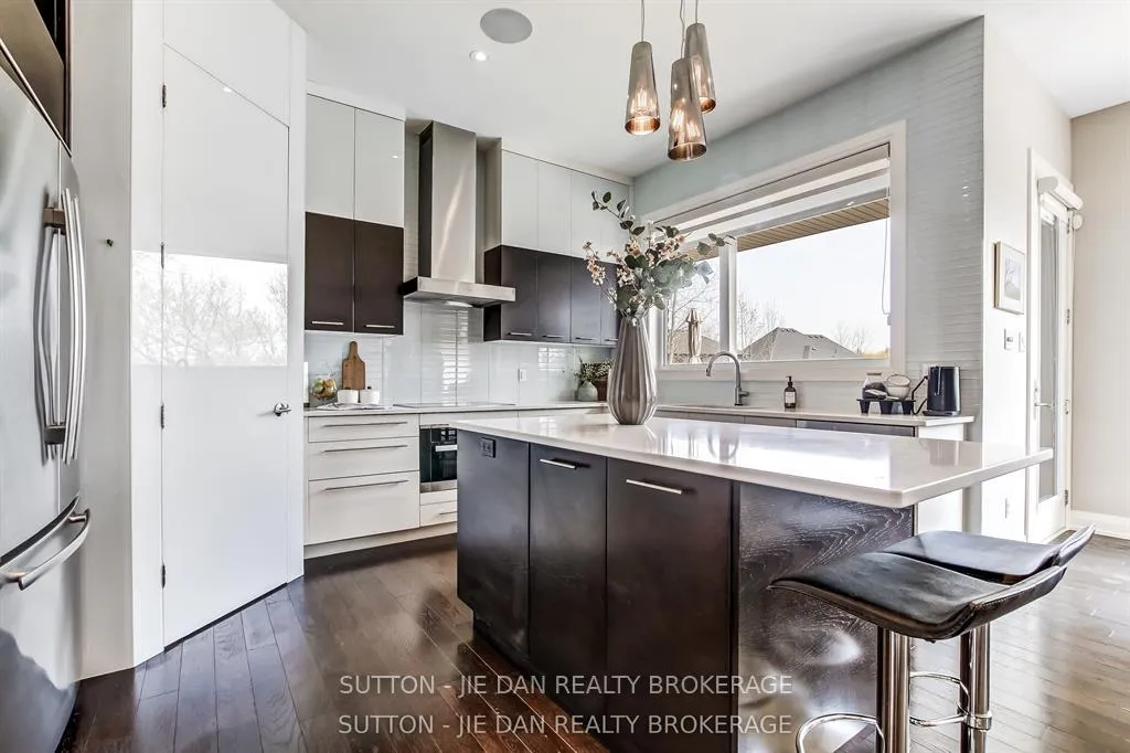 Photo 5 of 115 Pebblecreek Walk, London, North R — HOMEH