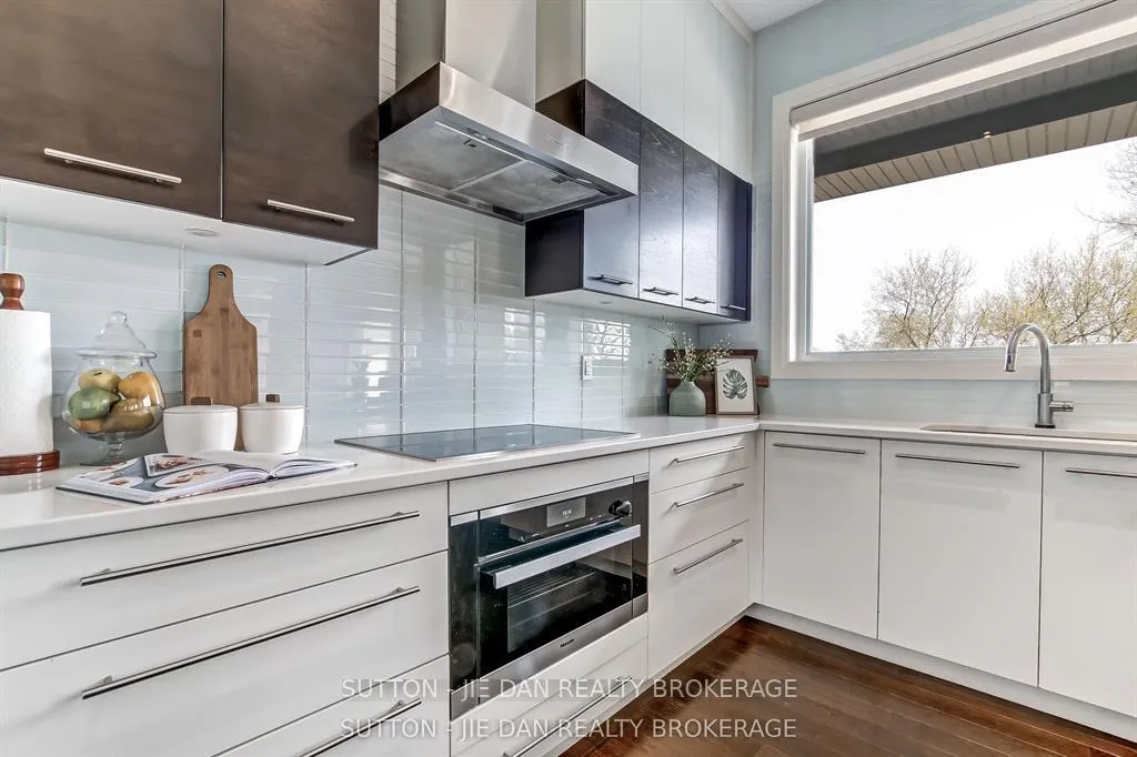 Photo 6 of 115 Pebblecreek Walk, London, North R — HOMEH