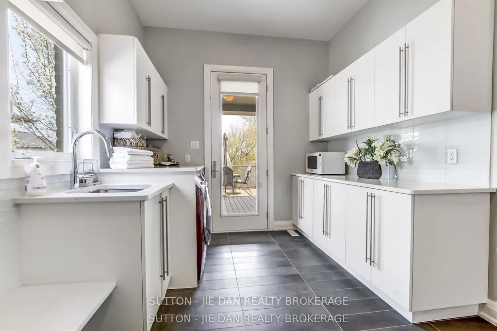 Photo 14 of 115 Pebblecreek Walk, London, North R — HOMEH