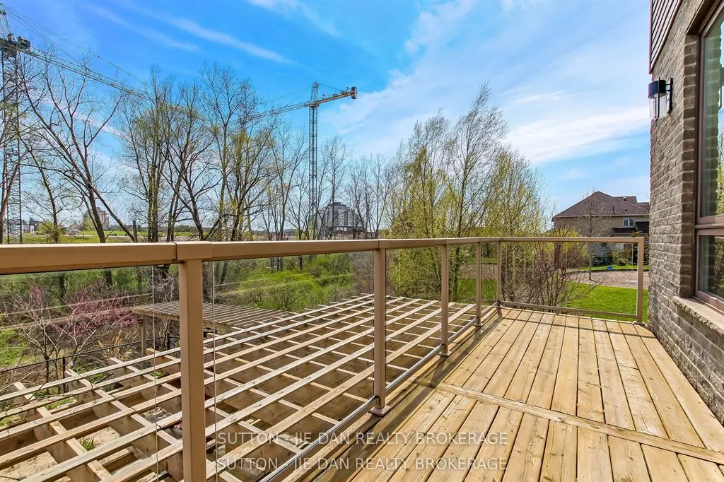 Photo 15 of 115 Pebblecreek Walk, London, North R — HOMEH