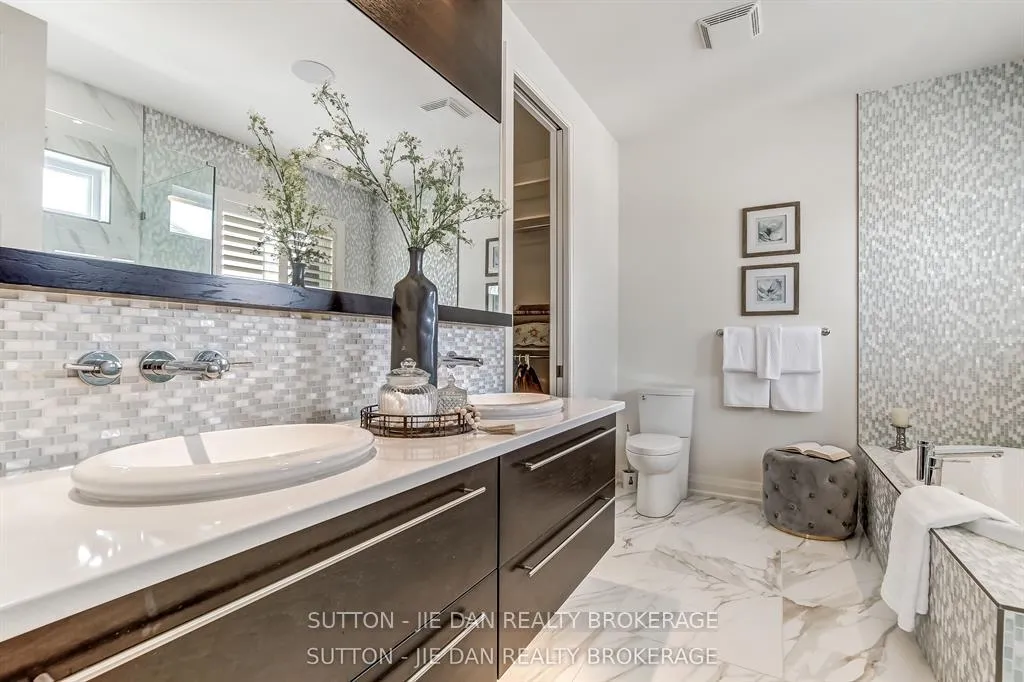 Photo 20 of 115 Pebblecreek Walk, London, North R — HOMEH