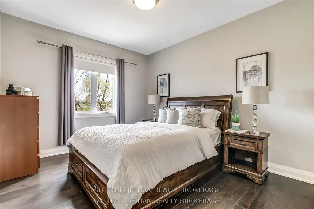 Photo 23 of 115 Pebblecreek Walk, London, North R — HOMEH