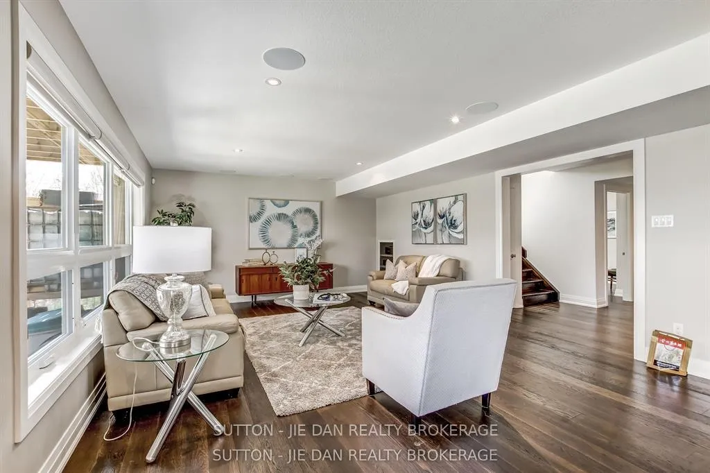 Photo 28 of 115 Pebblecreek Walk, London, North R — HOMEH