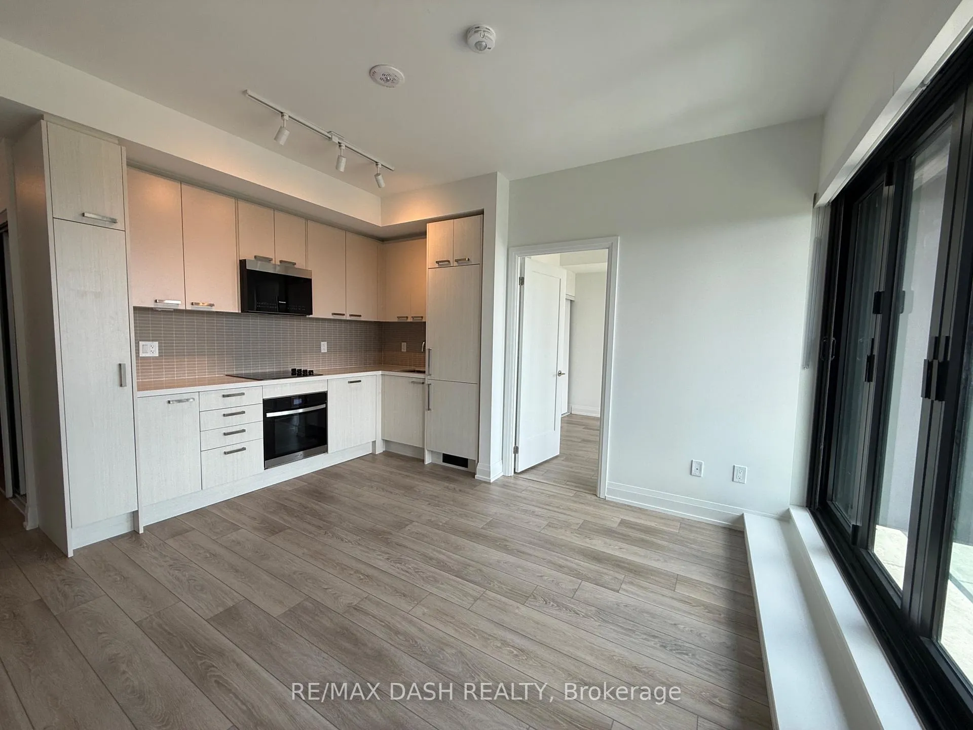 Photo 21 of Unit 3804, 20 Soudan Avenue, Toronto, Mount Pleasant West — HOMEH