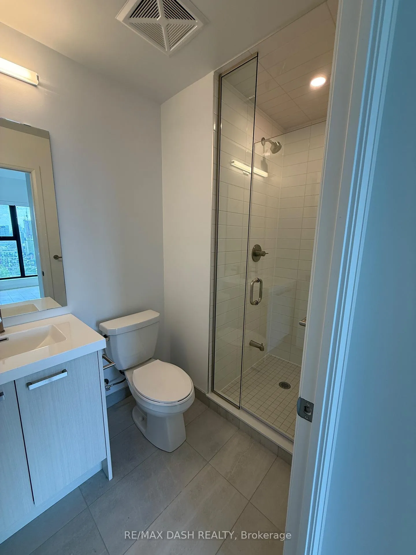 Photo 10 of Unit 1907, 20 Soudan Avenue, Toronto, Mount Pleasant West — HOMEH