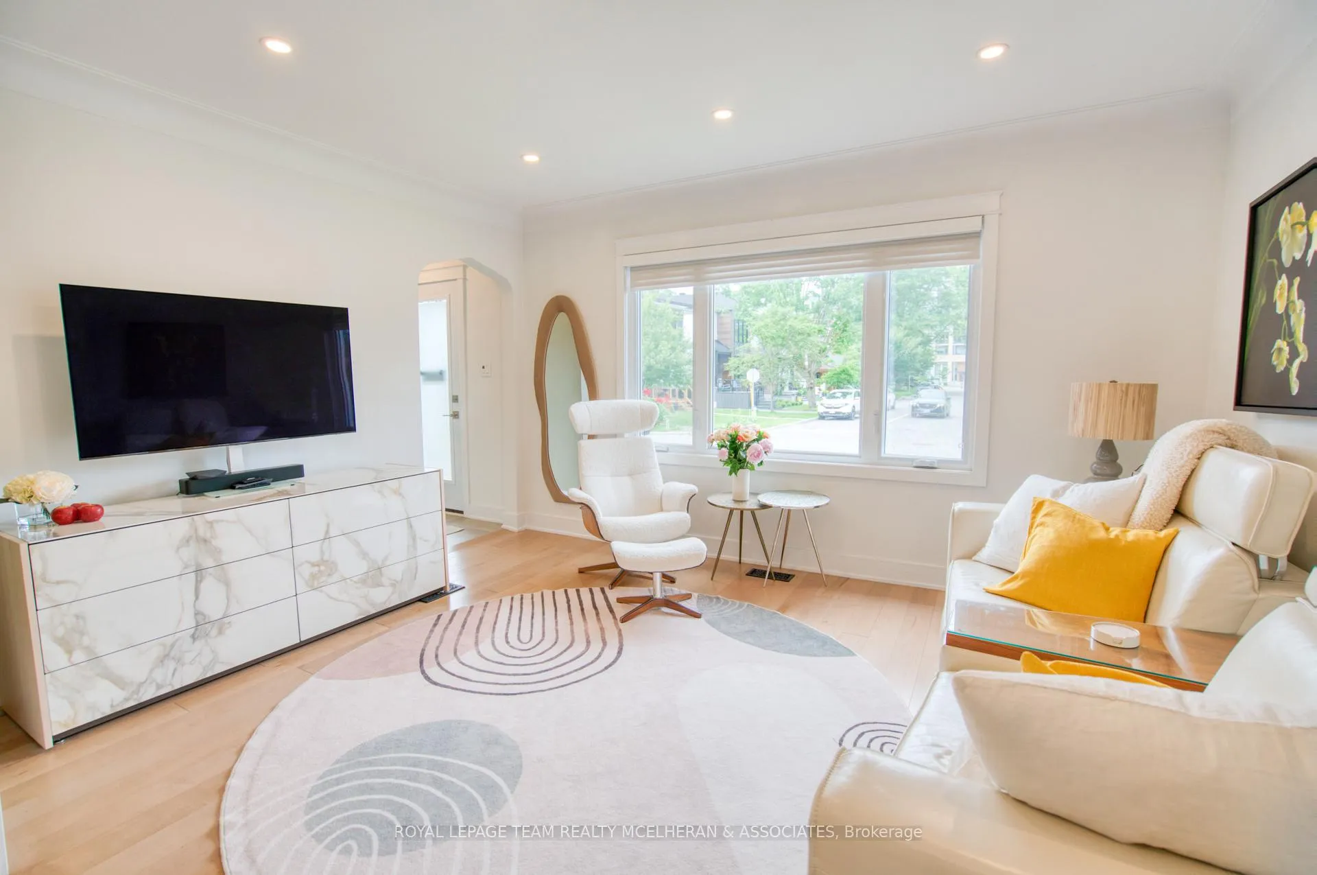 Photo 9 of 415 Hilson Avenue, Ottawa, Westboro/Hampton Park — HOMEH