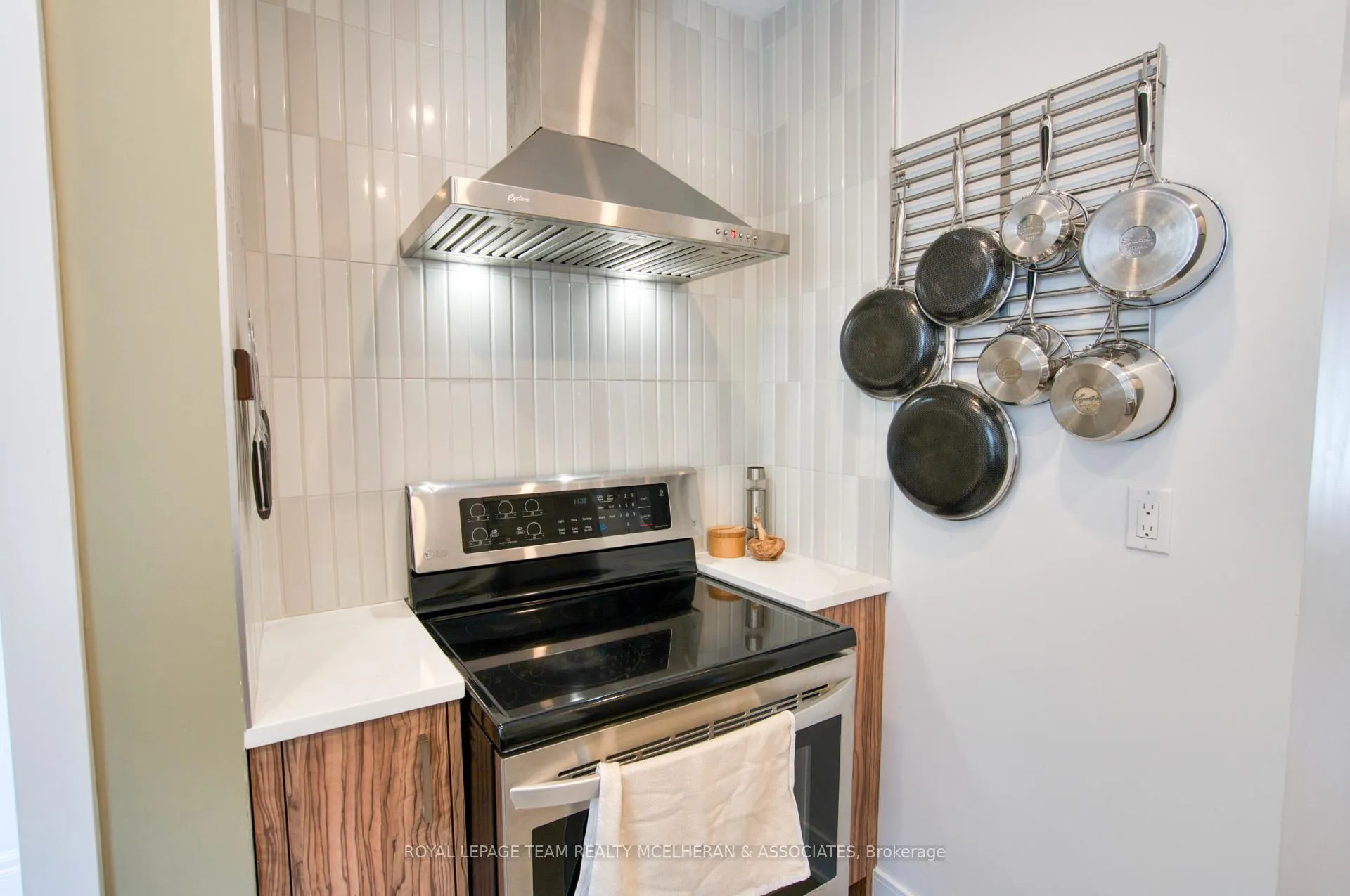 Photo 22 of 415 Hilson Avenue, Ottawa, Westboro/Hampton Park — HOMEH