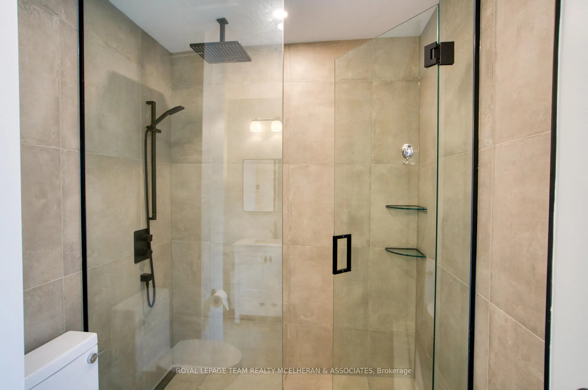 Photo 29 of 415 Hilson Avenue, Ottawa, Westboro/Hampton Park — HOMEH