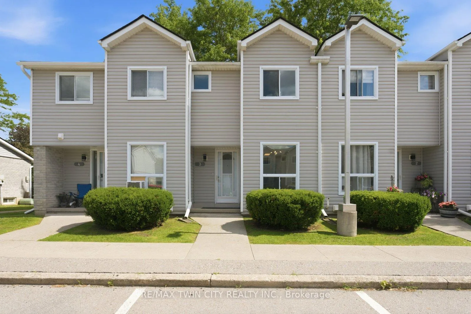 Photo 1 of Unit 3, 476 Grey Street, Brantford, Echo Place — HOMEH