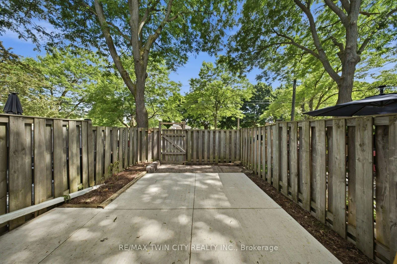 Photo 18 of Unit 3, 476 Grey Street, Brantford, Echo Place — HOMEH