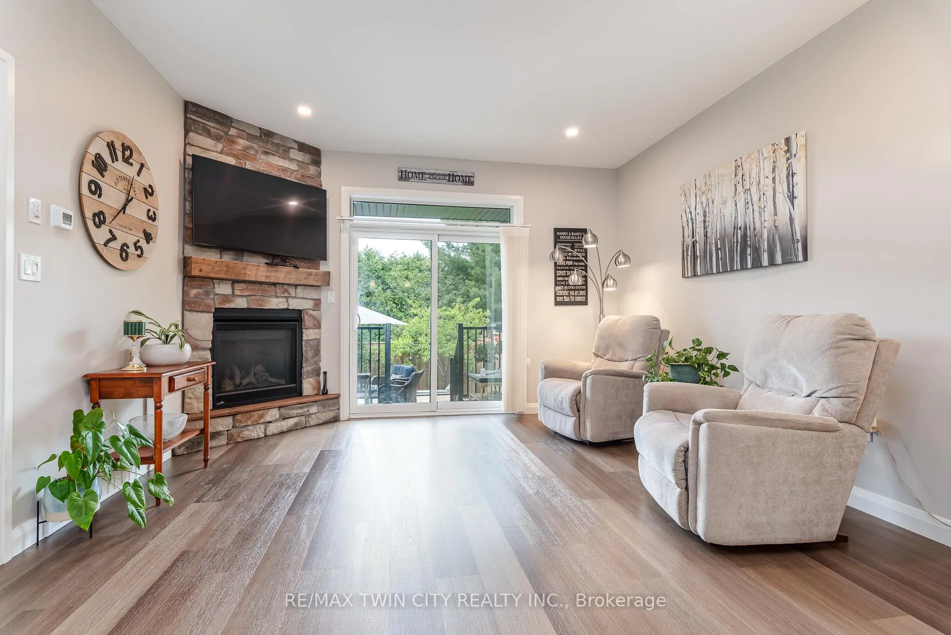 Photo 15 of 82 Rowe Avenue, South Huron, Exeter — HOMEH