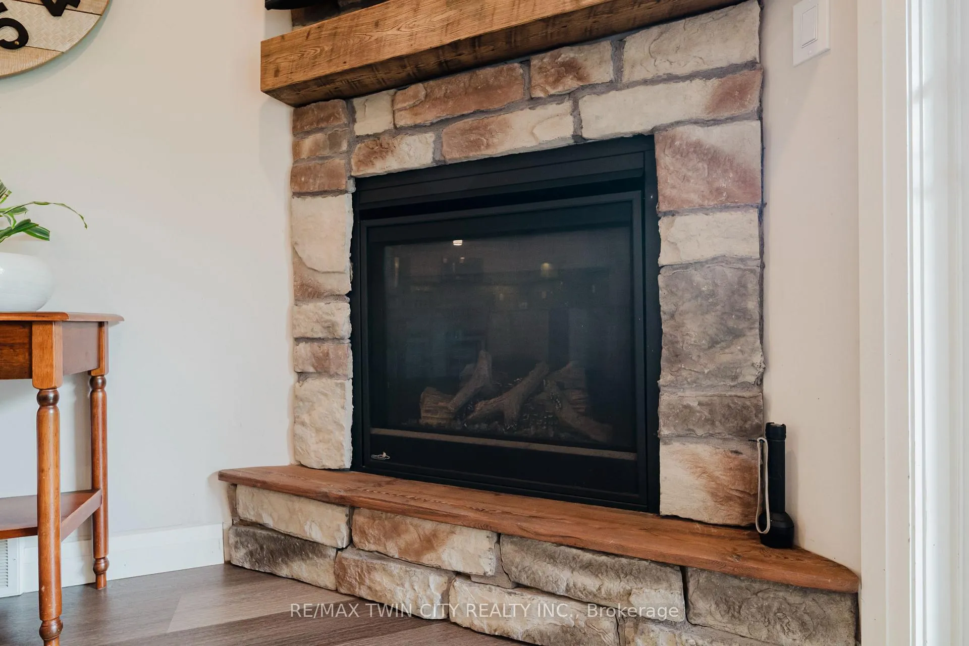 Photo 17 of 82 Rowe Avenue, South Huron, Exeter — HOMEH
