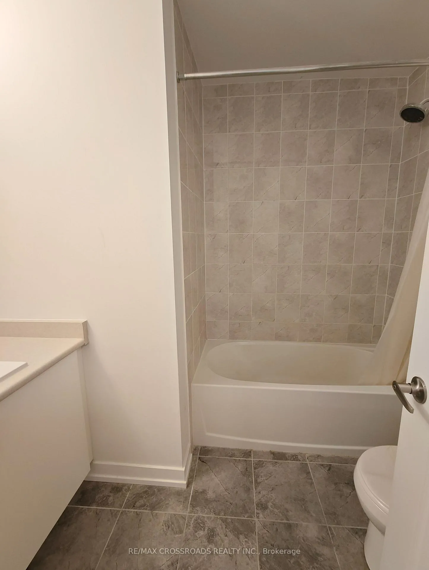 Photo 33 of 68 Stauffer Crescent, Markham, Cornell — HOMEH