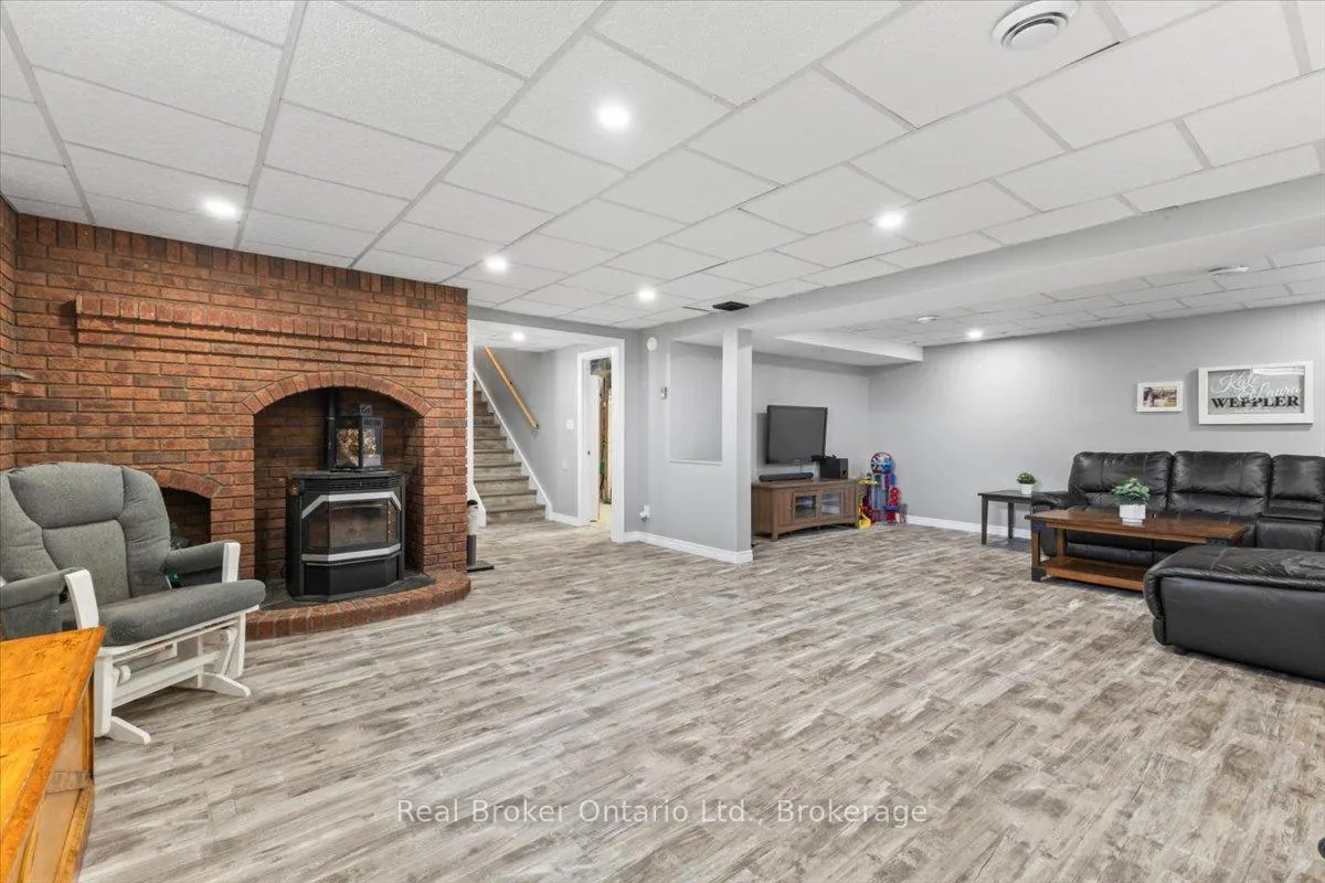 Photo 17 of 220 Forler Street, West Grey — HOMEH