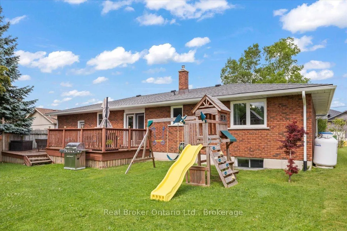 Photo 23 of 220 Forler Street, West Grey — HOMEH