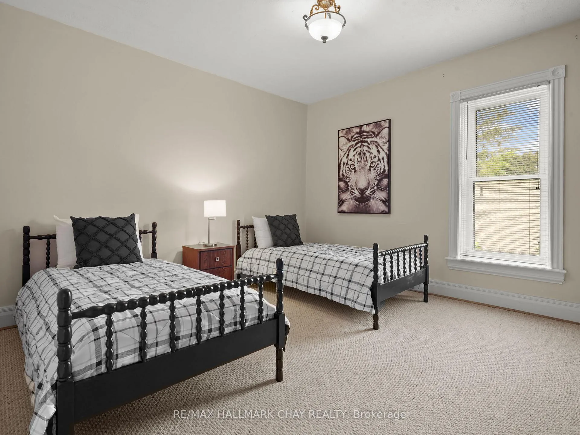 Photo 24 of 102 Wellington Street E, New Tecumseth, Alliston — HOMEH