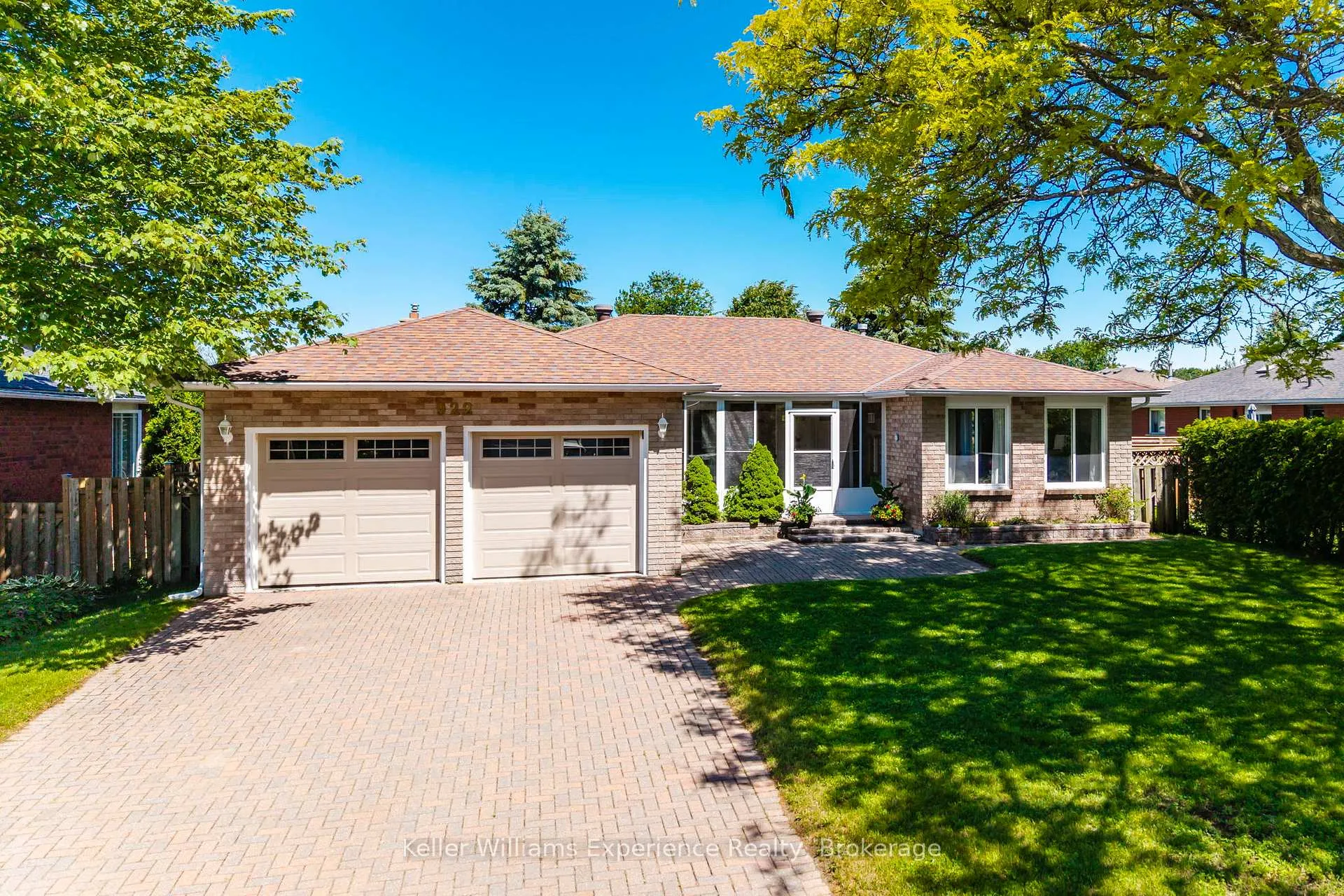 Photo 1 of 922 Playfair Road, Midland — HOMEH