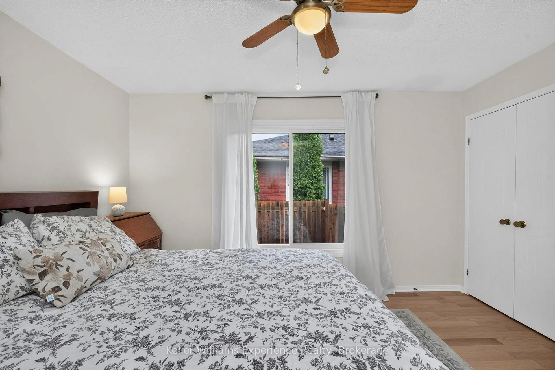 Photo 20 of 922 Playfair Road, Midland — HOMEH