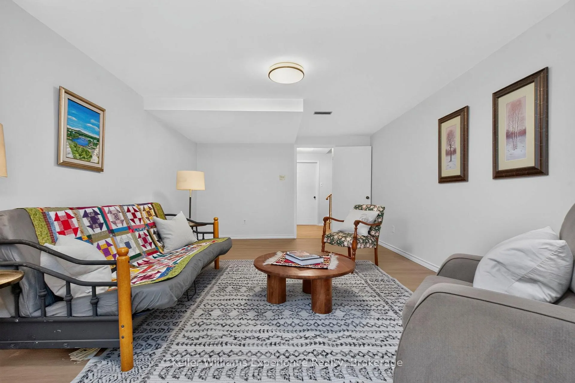 Photo 28 of 922 Playfair Road, Midland — HOMEH