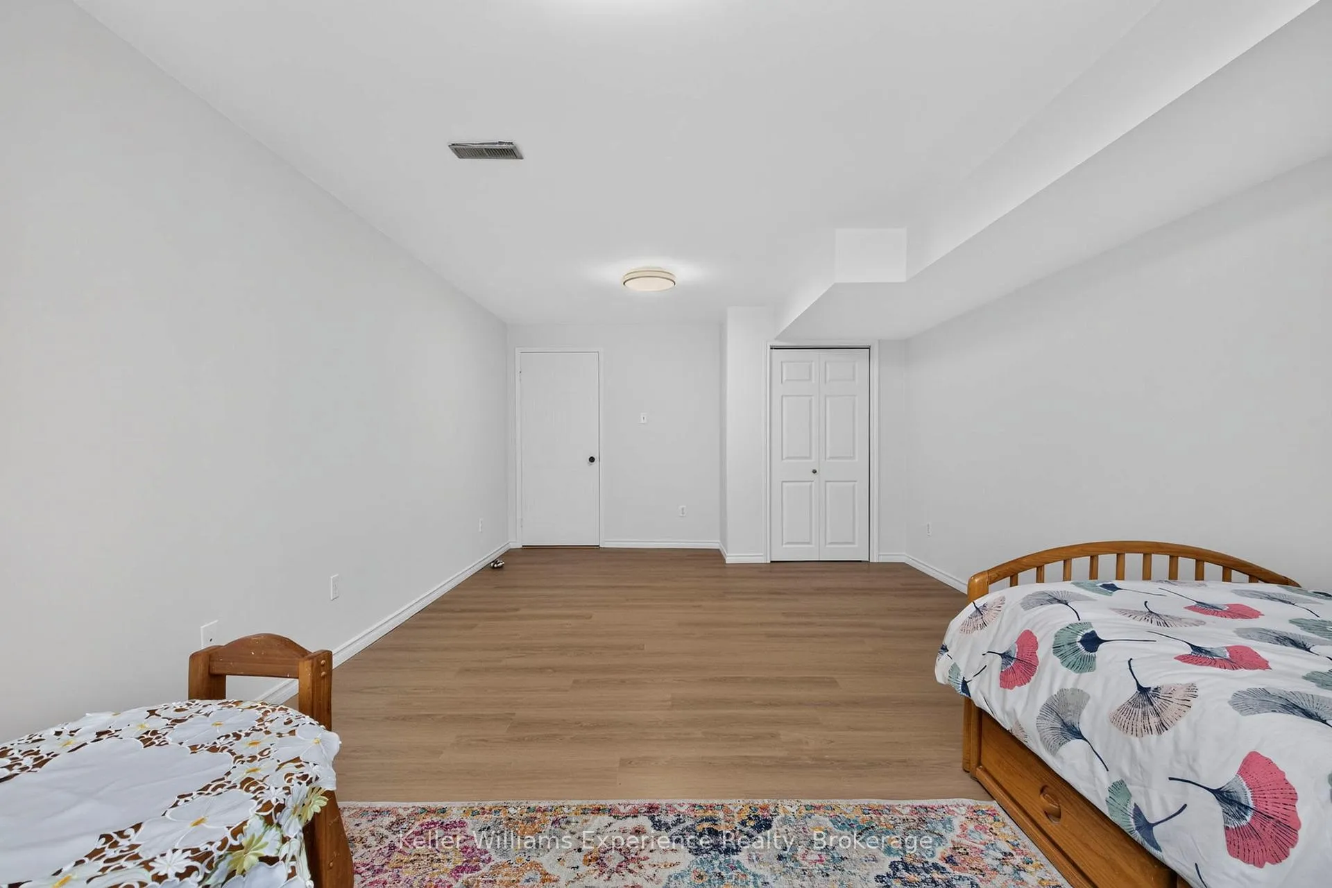 Photo 30 of 922 Playfair Road, Midland — HOMEH