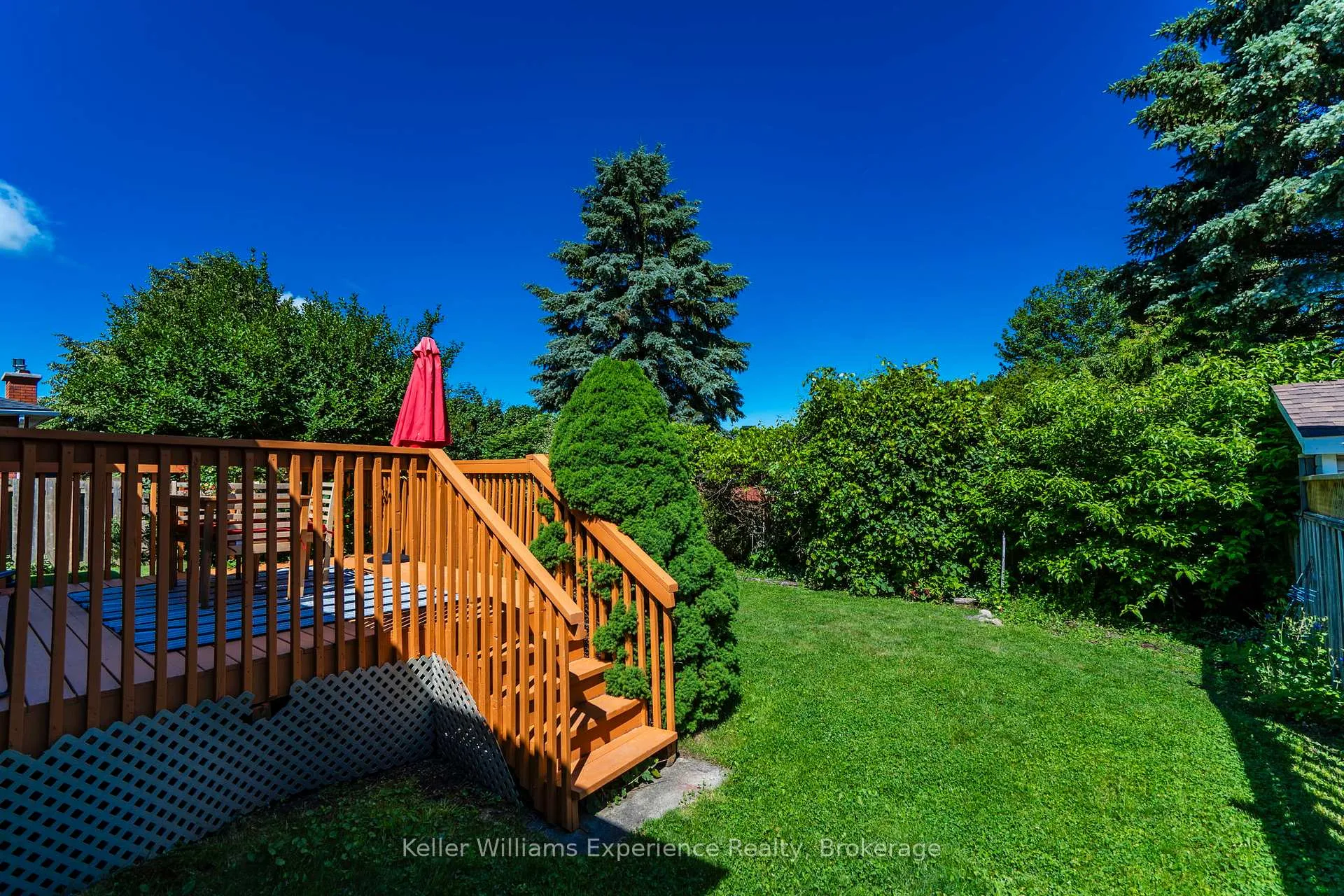 Photo 34 of 922 Playfair Road, Midland — HOMEH