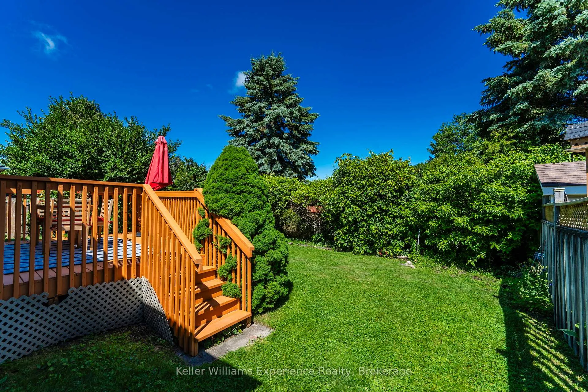 Photo 36 of 922 Playfair Road, Midland — HOMEH