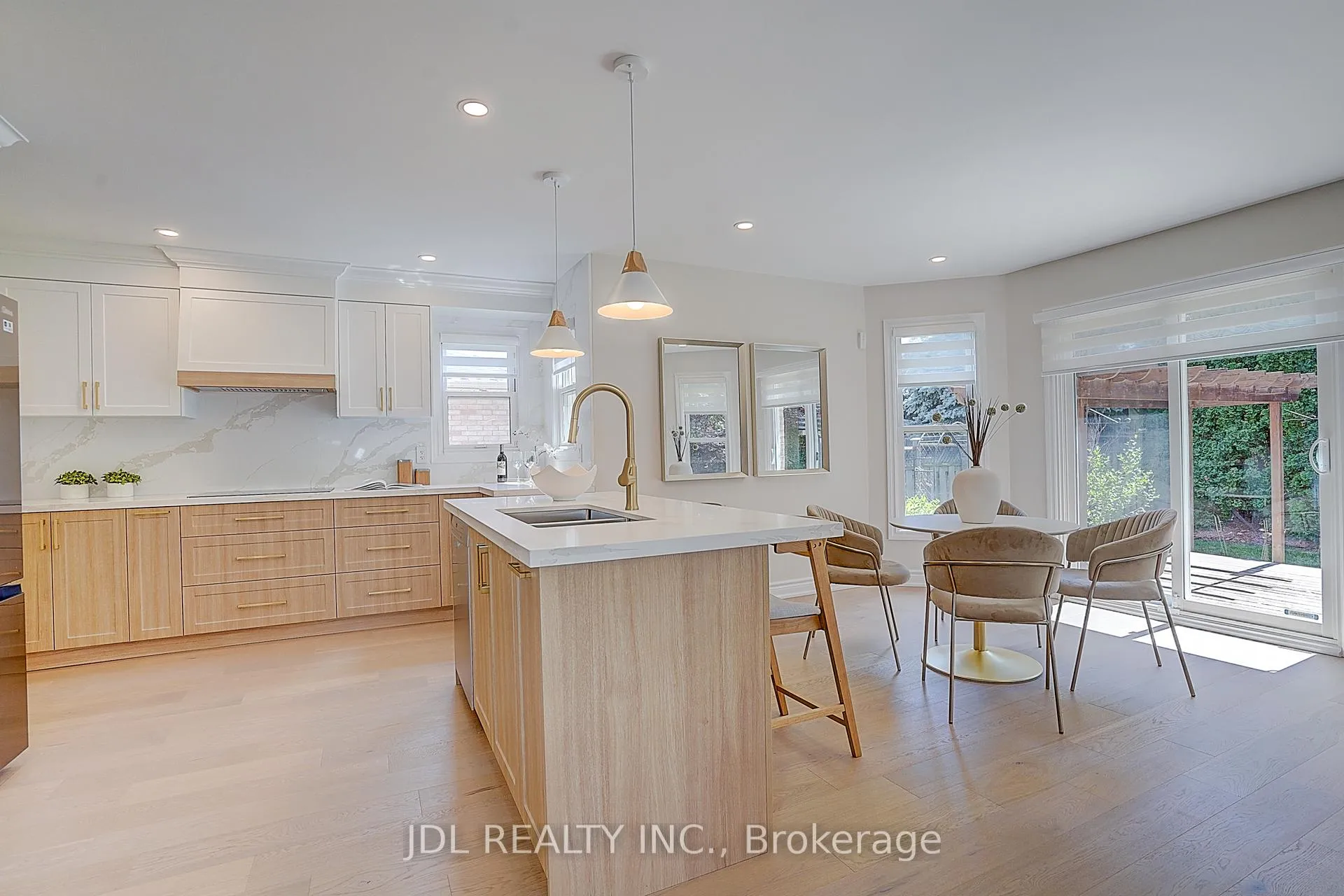 Photo 23 of 148 Manhattan Drive, Markham, Markville — HOMEH