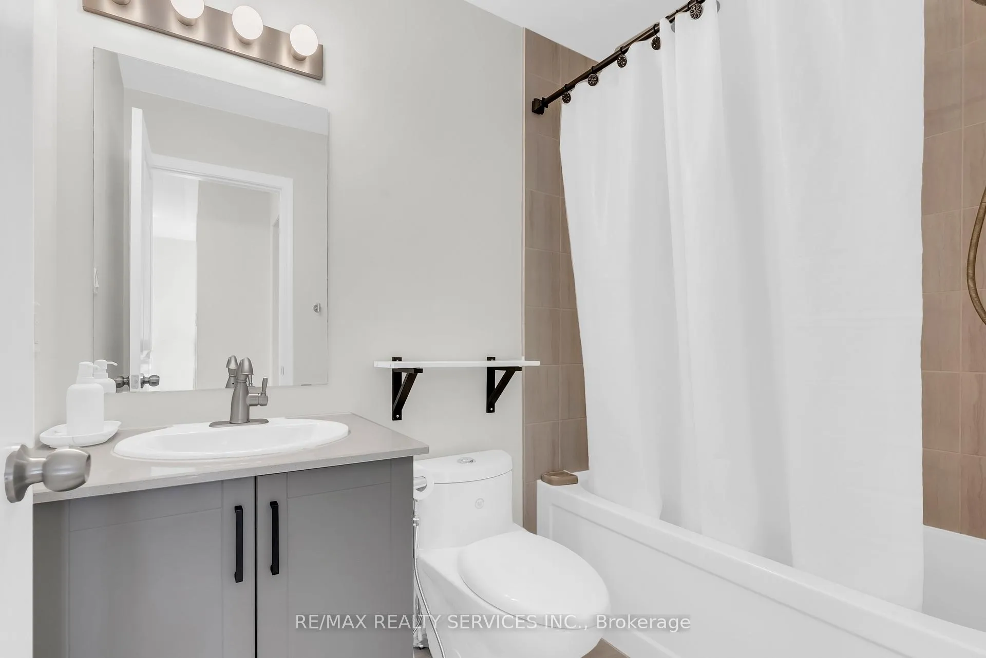 Photo 27 of 1801 Mitoff Place, Mississauga, Rathwood — HOMEH