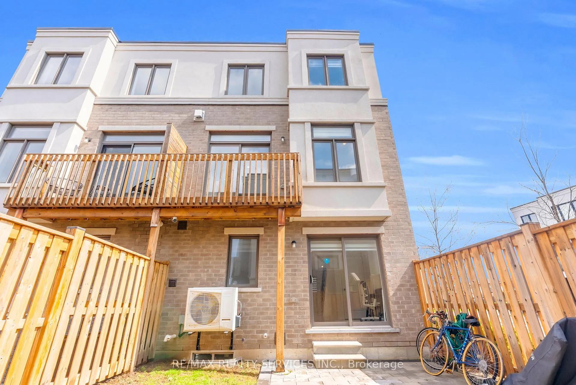 Photo 39 of 1801 Mitoff Place, Mississauga, Rathwood — HOMEH