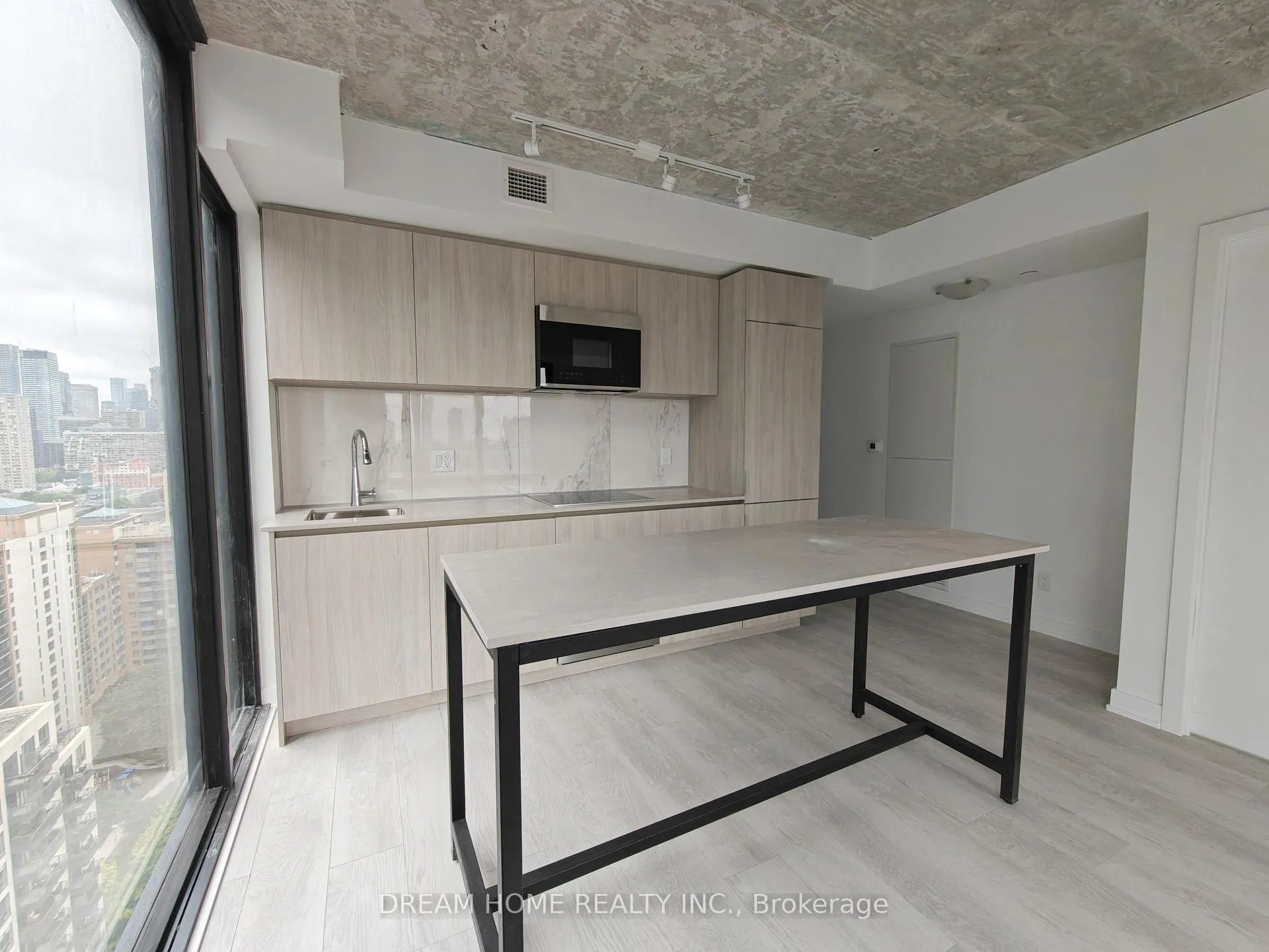 Photo 6 of Unit 2302, 47 Mutual Street, Toronto, Church-Yonge Corridor — HOMEH