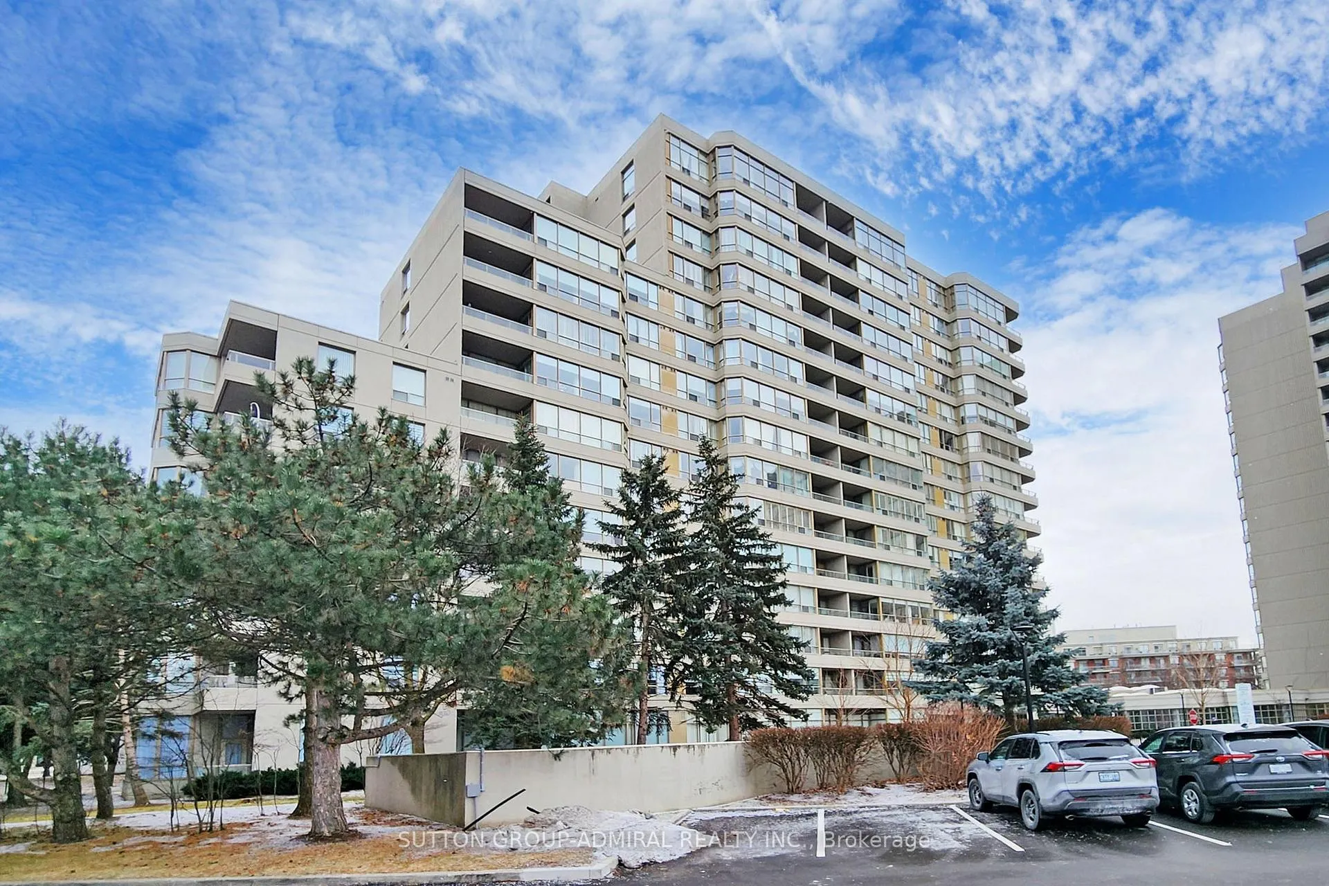 Photo 1 of Unit 1510, 11 Townsgate Drive, Vaughan, Crestwood-Springfarm-Yorkhill — HOMEH