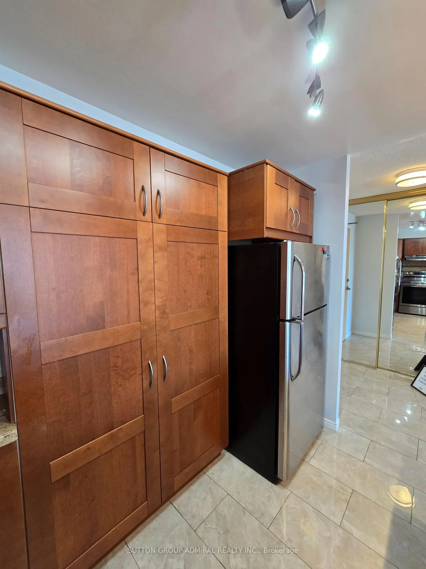 Photo 16 of Unit 1510, 11 Townsgate Drive, Vaughan, Crestwood-Springfarm-Yorkhill — HOMEH