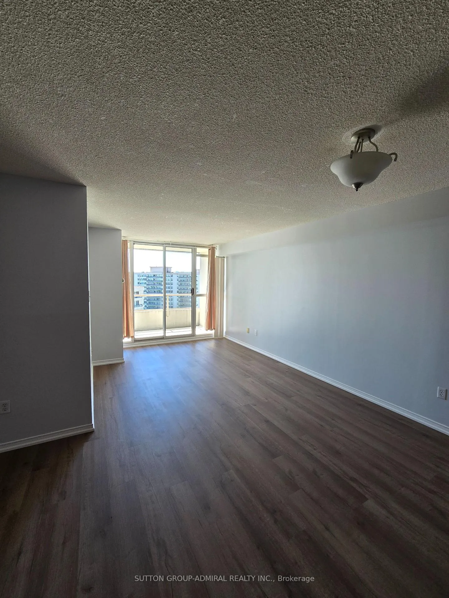Photo 19 of Unit 1510, 11 Townsgate Drive, Vaughan, Crestwood-Springfarm-Yorkhill — HOMEH