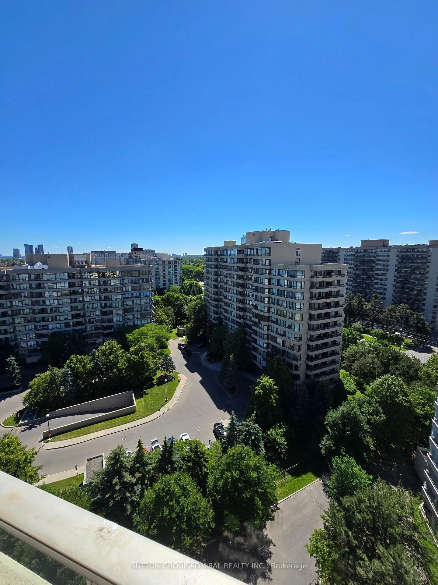 Photo 22 of Unit 1510, 11 Townsgate Drive, Vaughan, Crestwood-Springfarm-Yorkhill — HOMEH