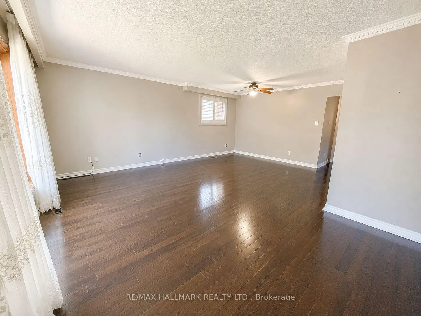 Photo 4 of 29 Charles Tupper Drive, Scarborough, Centennial Scarborough — HOMEH