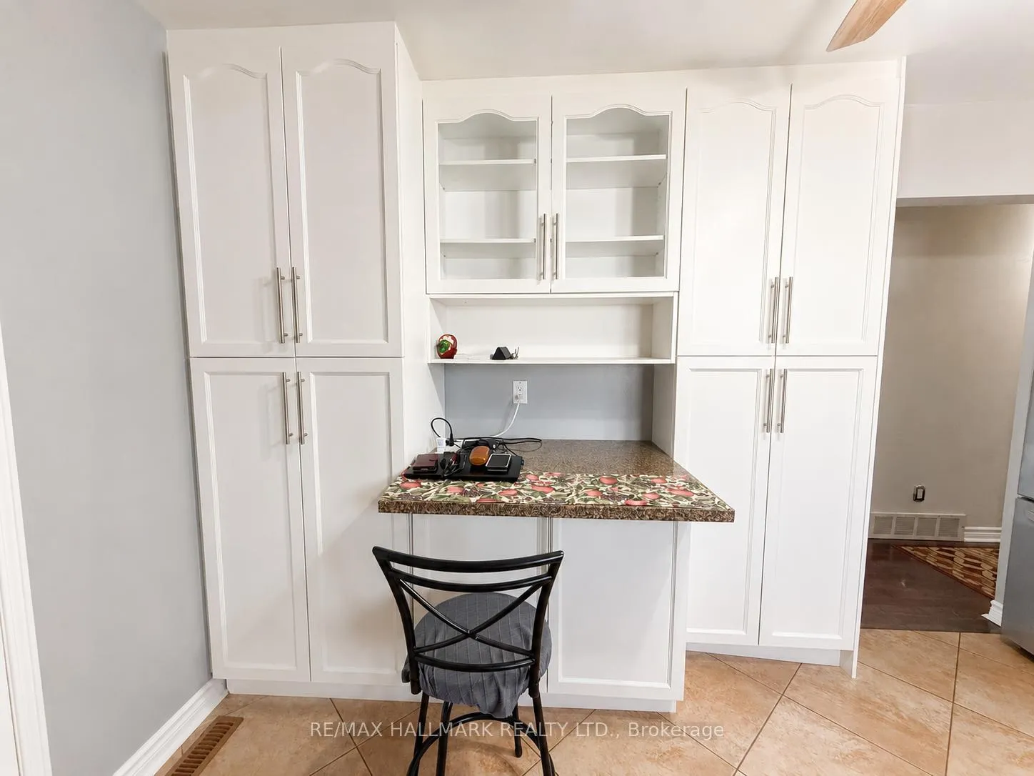 Photo 7 of 29 Charles Tupper Drive, Scarborough, Centennial Scarborough — HOMEH