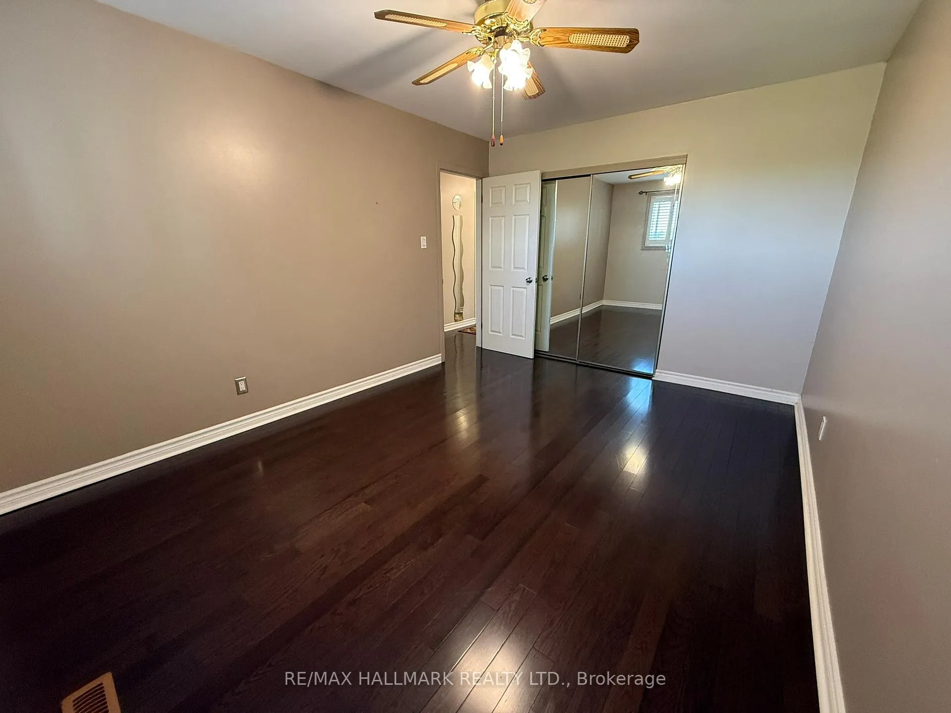 Photo 17 of 29 Charles Tupper Drive, Scarborough, Centennial Scarborough — HOMEH