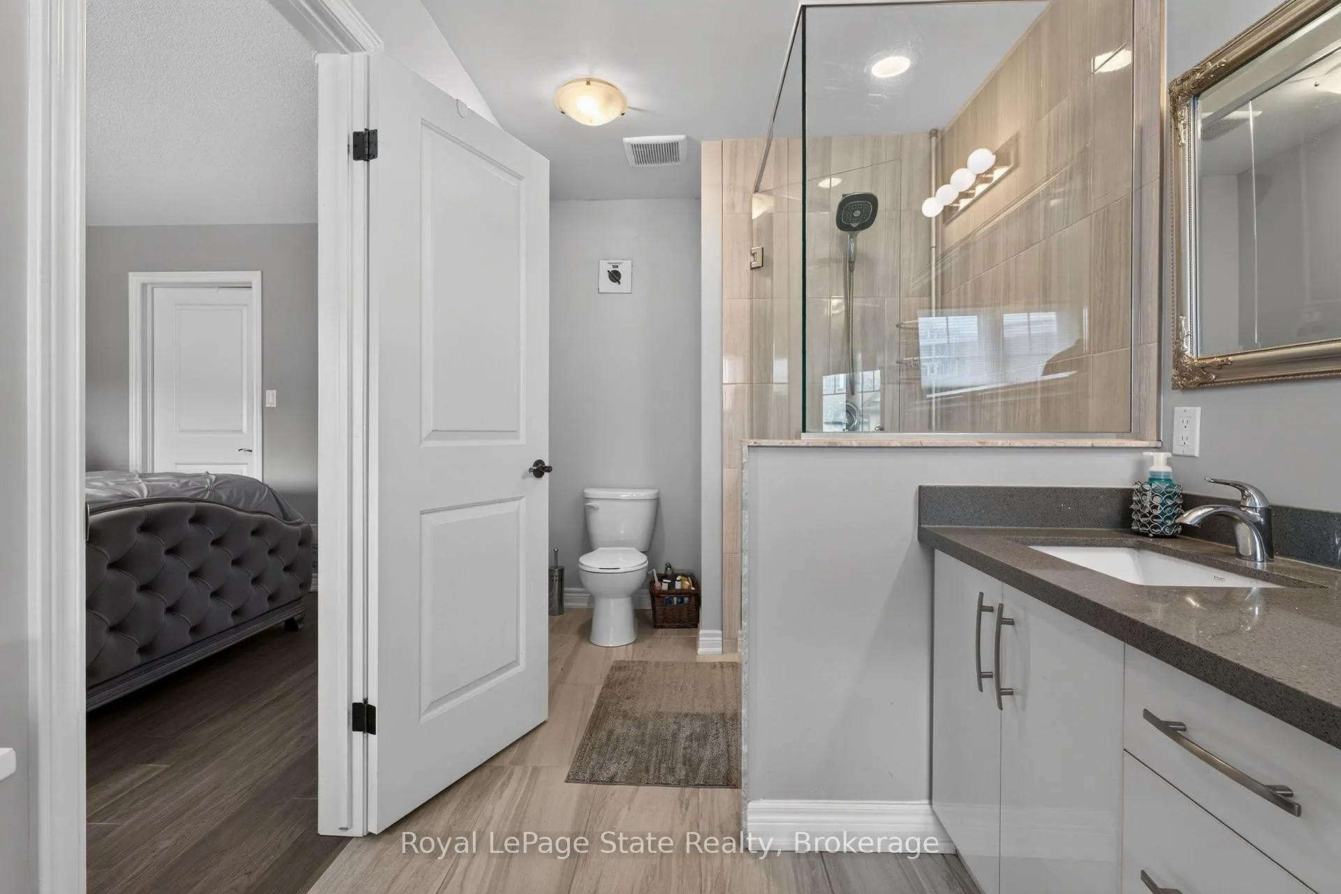 Photo 25 of Unit 27, 98 Shoreview Place, Hamilton, Lakeshore — HOMEH