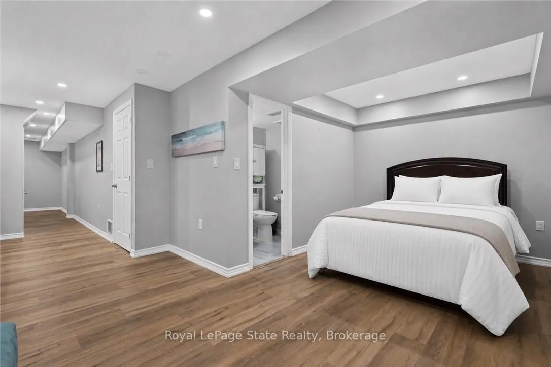 Photo 37 of Unit 27, 98 Shoreview Place, Hamilton, Lakeshore — HOMEH