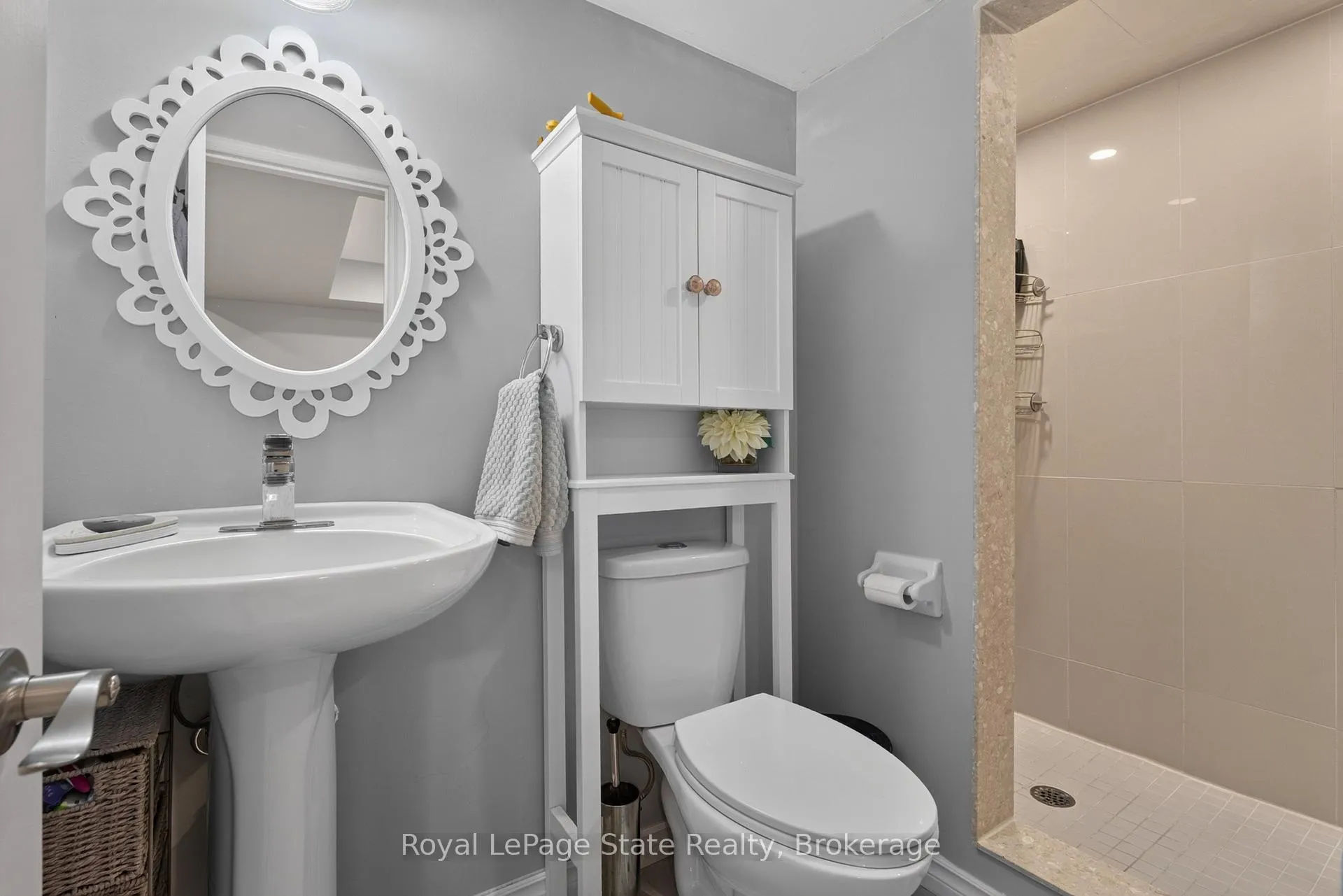 Photo 38 of Unit 27, 98 Shoreview Place, Hamilton, Lakeshore — HOMEH