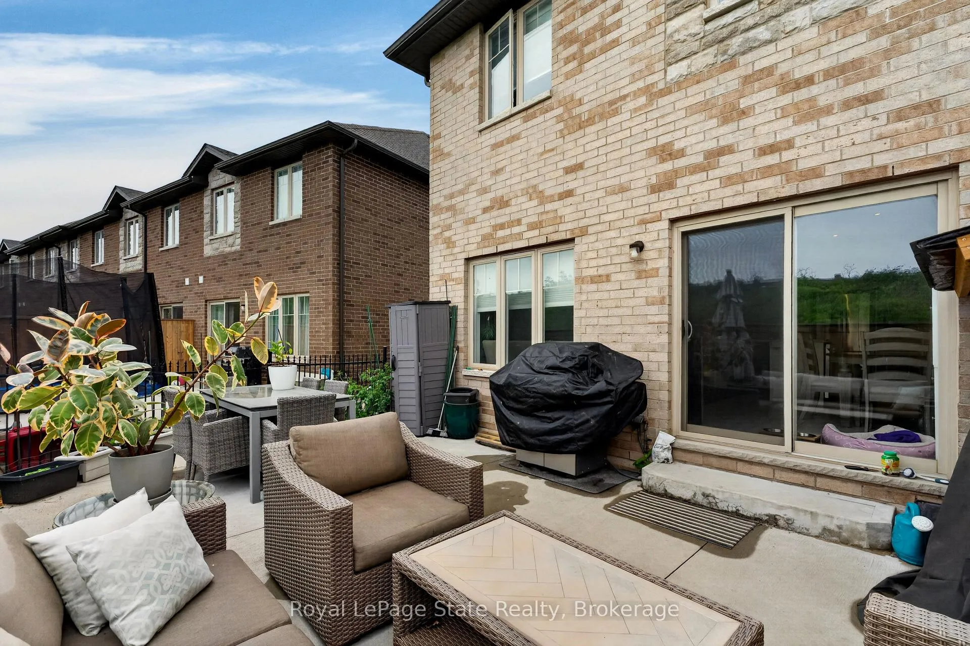 Photo 42 of Unit 27, 98 Shoreview Place, Hamilton, Lakeshore — HOMEH