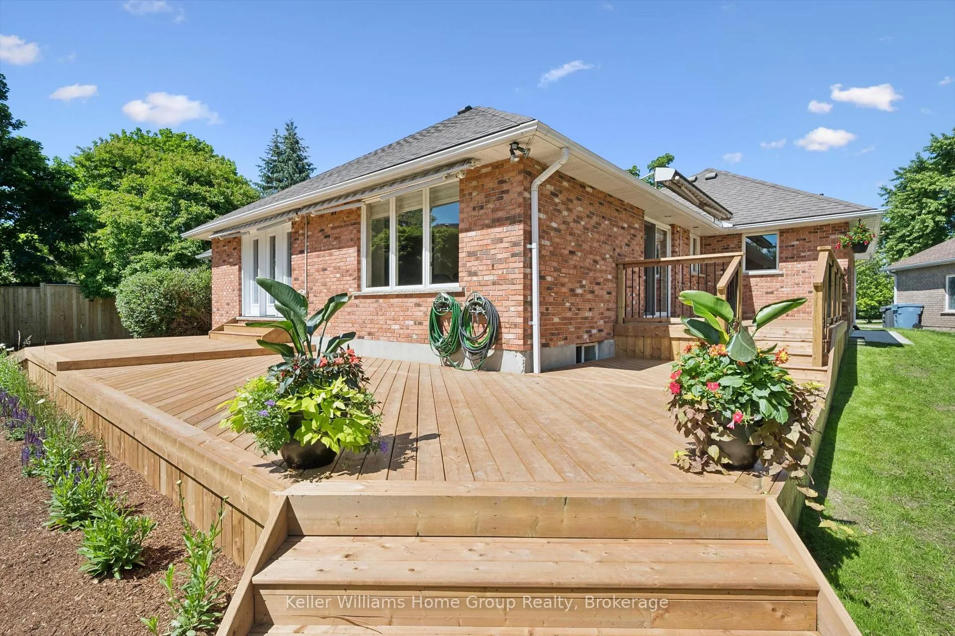 Photo 47 of 22 Lyle Place, Guelph, Kortright East — HOMEH