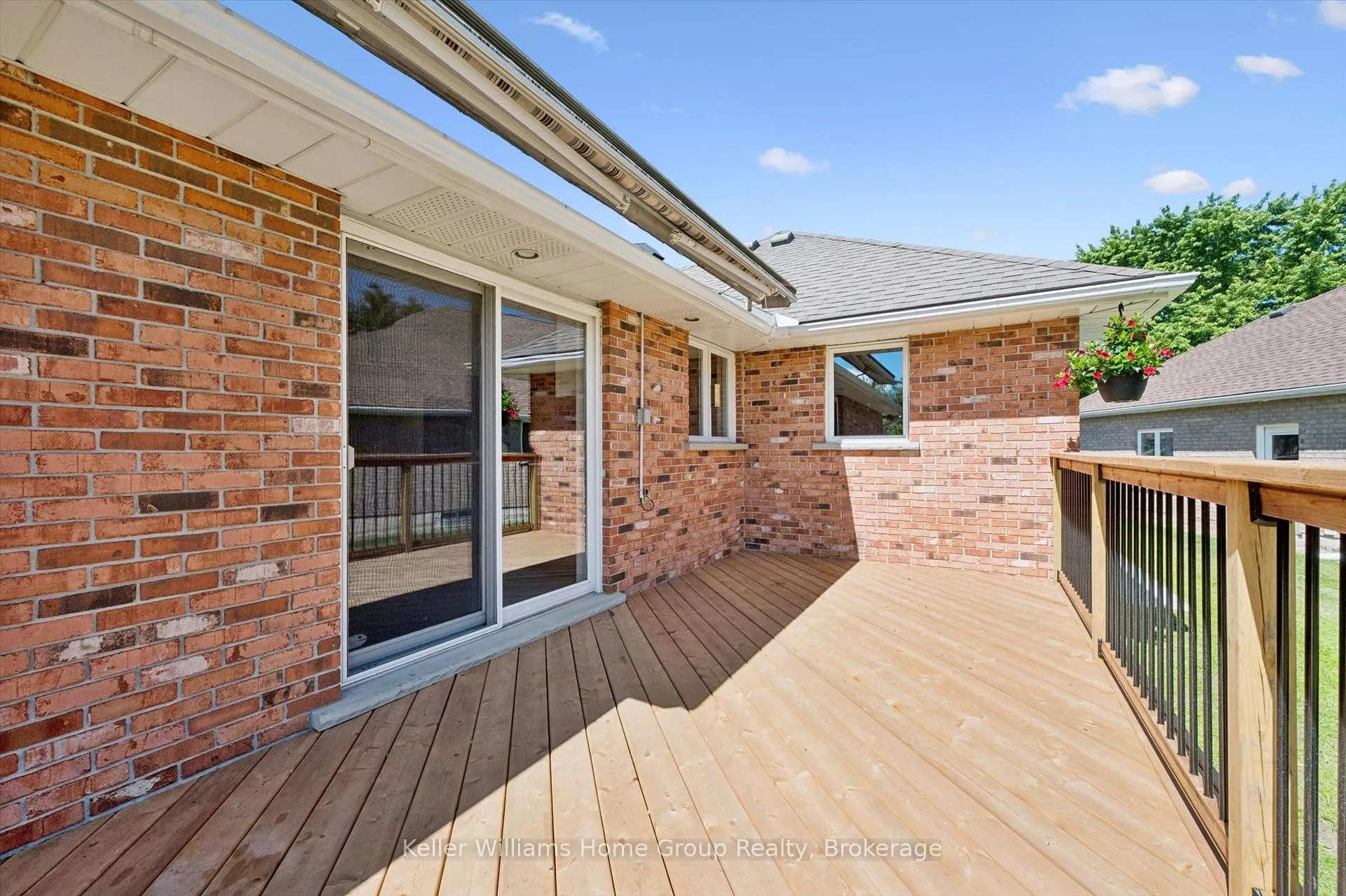 Photo 48 of 22 Lyle Place, Guelph, Kortright East — HOMEH