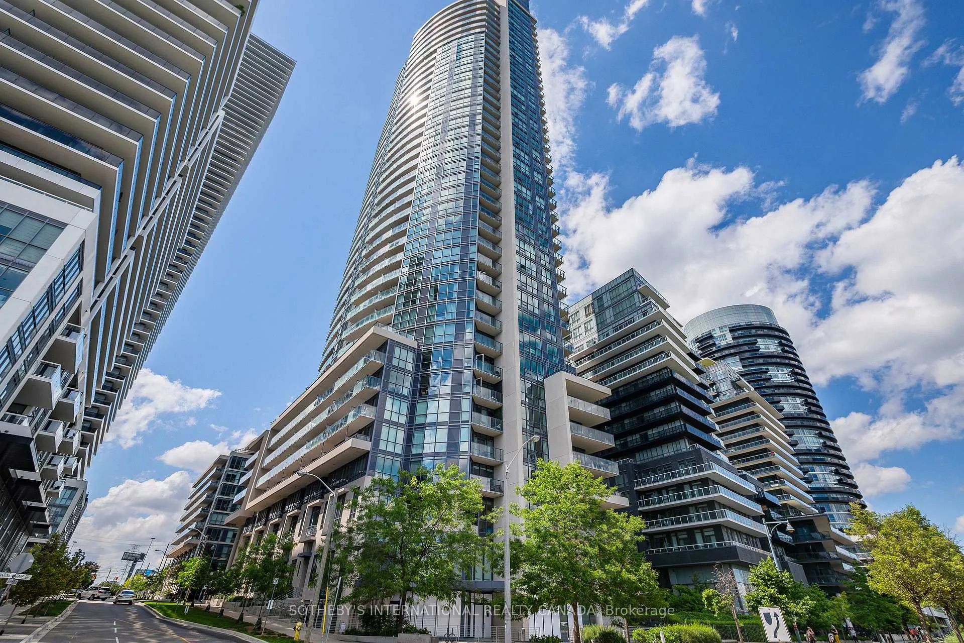 Photo 3 of Unit 503, 59 Annie Craig Drive, Etobicoke, Mimico — HOMEH