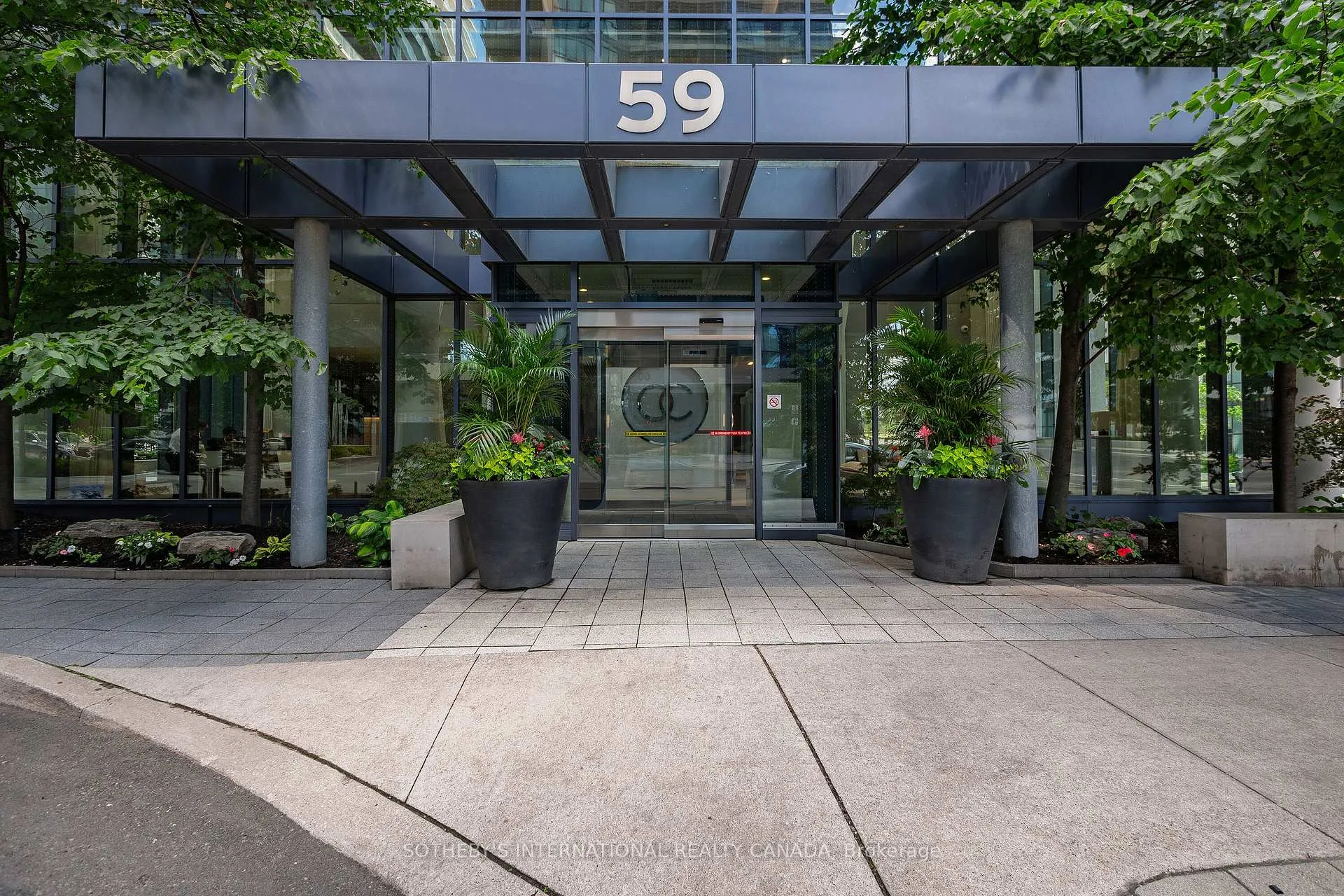 Photo 4 of Unit 503, 59 Annie Craig Drive, Etobicoke, Mimico — HOMEH