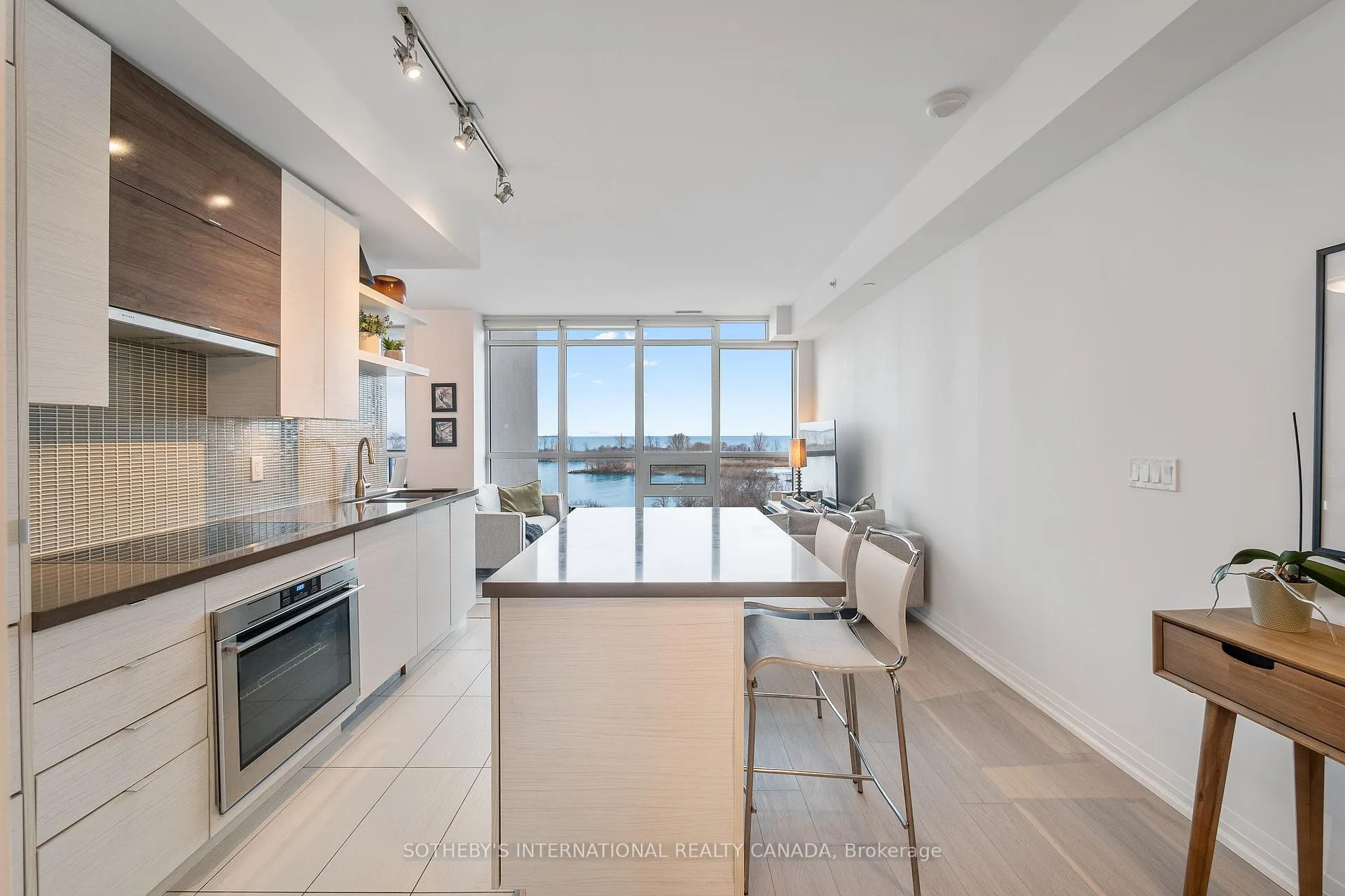 Photo 9 of Unit 503, 59 Annie Craig Drive, Etobicoke, Mimico — HOMEH