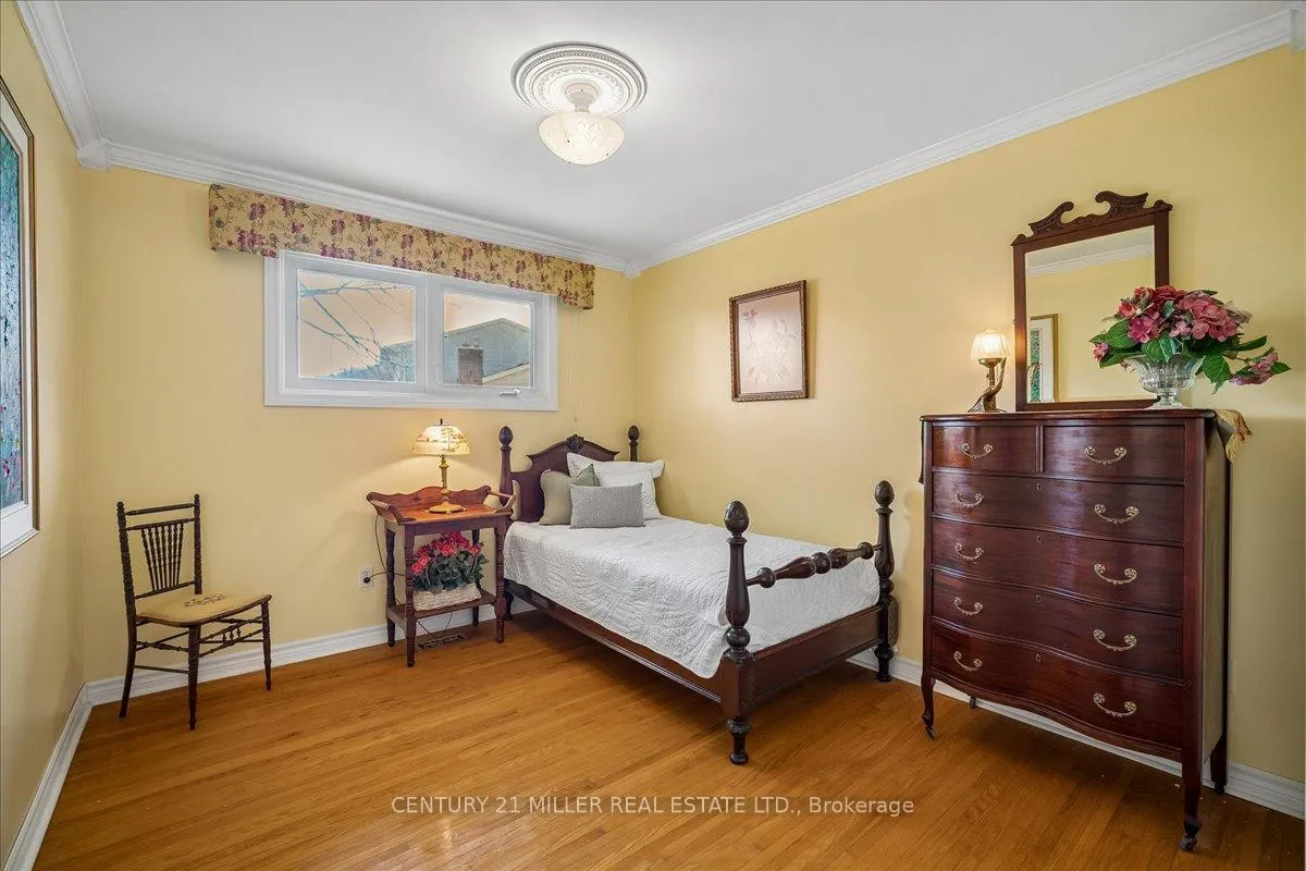 Photo 13 of 5 Cortina Crescent, Hamilton, Rosedale — HOMEH