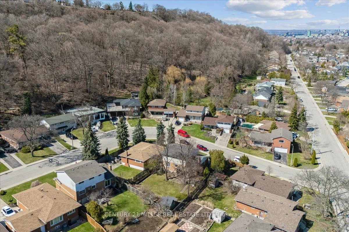 Photo 28 of 5 Cortina Crescent, Hamilton, Rosedale — HOMEH