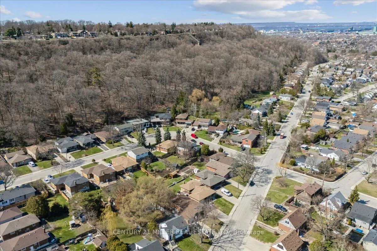 Photo 29 of 5 Cortina Crescent, Hamilton, Rosedale — HOMEH
